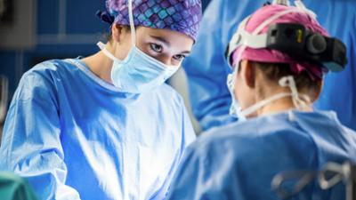 In aller Freundschaft: Folge 443: Helikopter (S11/E23)