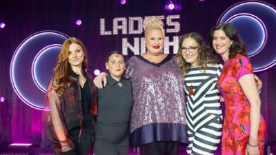 Ladies Night: mit Daphne de Luxe