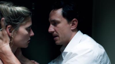 naked: Folge 4: Der Patient naked: Folge 4: Der Patient