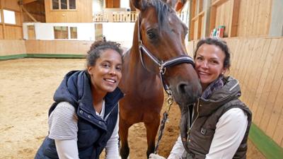 Pia und die Haustiere: Ein Tag bei der Pferdeausbilderin
