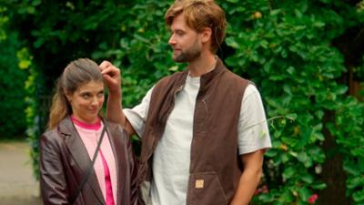 Rote Rosen: Chaos auf der Weide (4277)