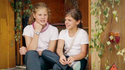 SommerCamp - Back To The Roots: Folge 7: Es tut nicht weh (S01/E07) SommerCamp - Back To The Roots: Folge 7: Es tut nicht weh (S01/E07)