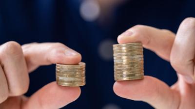Wirtschaft vor acht: Neue EU-Regeln für gleiche Bezahlung: Chance oder Belastung?