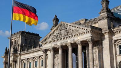 Wirtschaft vor acht: Höhere Investitionen, Schulden, Zinsen