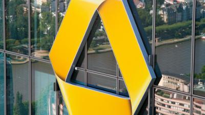 Wirtschaft vor acht: Commerzbank-Übernahme durch Unicredit droht