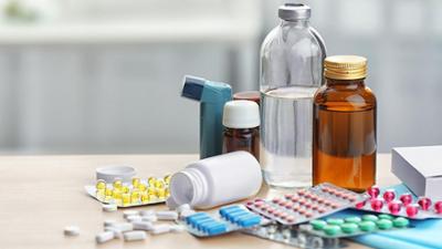 Wirtschaft vor acht: Trump erhöht Druck auf Pharmabranche