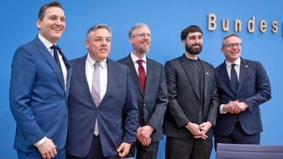 Wirtschaft vor acht: Befreiungsschlag gegen US-Dominanz?