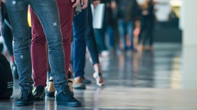 Wirtschaft vor acht: Zukunftssorgen bei Bürgern Wirtschaft vor acht: Zukunftssorgen bei Bürgern