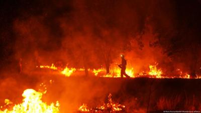 An der Feuerfront in Frankreich und Spanien