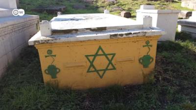Bürger von Novi Pazar restaurieren jüdischen Friedhof