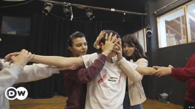 Dschenin: Widerstand durch Theater