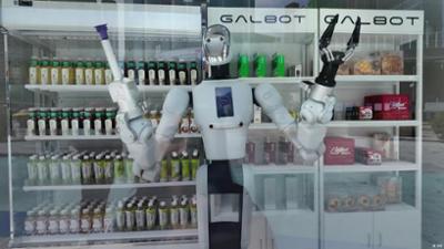 Hongkong setzt auf humanoide Roboter im Einzelhandel