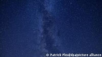 Ist Dunkelheit genauso schnell wie Licht?