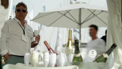 Neue, reiche Urlaubsgäste auf Baleareninsel