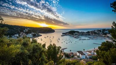 Spanien: Luxustouristen entdecken Mallorca Spanien: Luxustouristen entdecken Mallorca