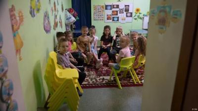 Ukraine: Wie leben Kinder mitten im Krieg?