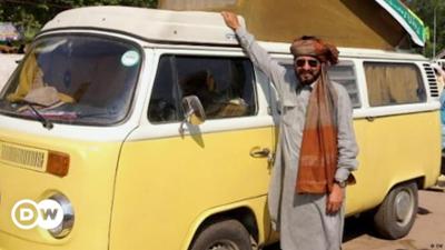 VW Campervan-Liebe in Peshawar