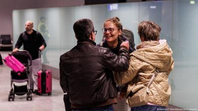 Wie Deutsche aus Golfstaaten heimkommen