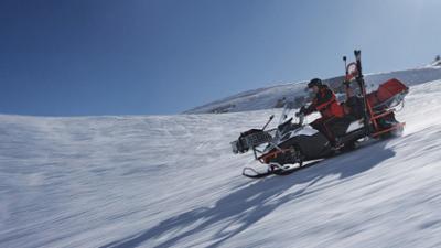 In höchster Not - Bergretter im Einsatz: Folge 8: Dauereinsatz auf der Skipiste