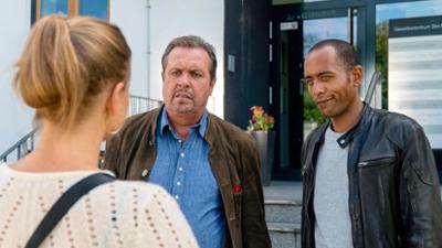 Watzmann ermittelt: Folge 33: Bienenstich (S03/E11)