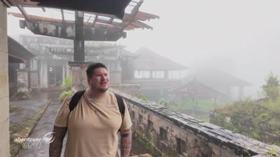 Abenteuer Leben: Lost Places in Bali: Zwischen Krokodilen, Schlangen und Geistern