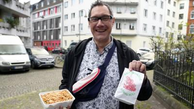 Achtung Kontrolle: Thema u. a.: Mirko Reeh testet Asia-Imbisse in Düsseldorf