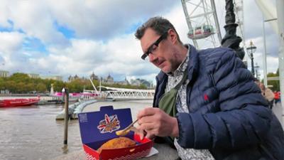 Achtung Kontrolle: Thema u. a.: Mirko Reeh testet Fish & Chips in London