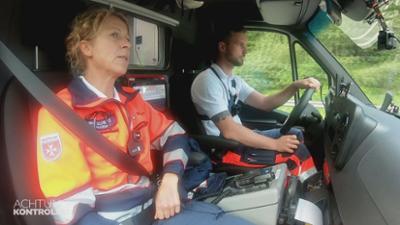 Achtung Kontrolle: Herzinfarkt und Atemnot – RTW Passau