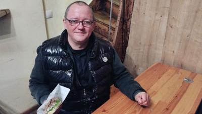 Achtung Kontrolle: Thema u. a.: Jagd nach dem besten Krabbenbrötchen Hamburgs