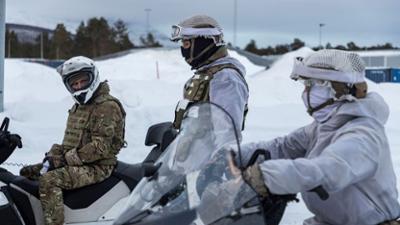 Arctic Warrior: Guy Martin auf Mission: Staffel 1 Folge 1 Eiskaltes Überleben