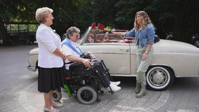 Aufpoliert und abkassiert: Panagiotas Auto-Schätze: Party-Polo, Papas Liebling und eine echte Rarität!