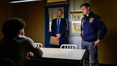 Blue Bloods - Crime Scene New York: Staffel 13 Folge 6 Kleine Fische, große Fische