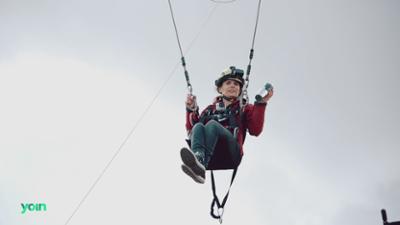 CHALLENGE: Mit Audiodeskription - Geschaukelt, nicht gerührt: Die James Bond Challenge