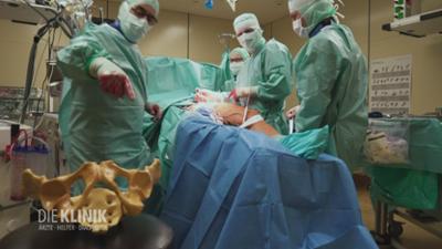 Die Klinik - Ärzte, Helfer, Diagnosen: Komplizierte Eingriffe gegen den vielfältigen Krebs