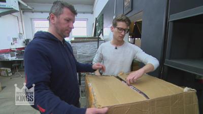 Die Restposten-Kings: Hohe Ziele und royaler Besuch - die RetourenBros Martin und Steffen Die Restposten-Kings: Hohe Ziele und royaler Besuch - die RetourenBros Martin und Steffen