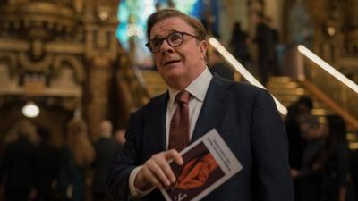 Elsbeth: Ein besonderer Fall: Staffel 2 Folge 1 Der letzte Vorhang