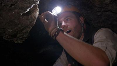 Expedition Unknown - Mythen auf der Spur: Das Geheimnis unserer Existenz (2)