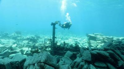 Expedition Unknown - Mythen auf der Spur: Die Rätsel des Bermudadreiecks (1)