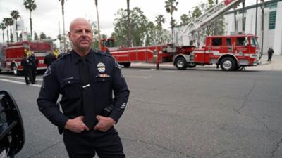 German Cops: Ehrengarde für einen verunglückten Kollegen