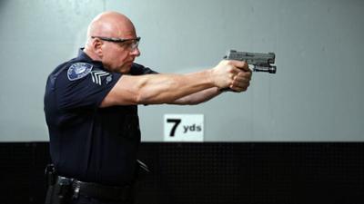 German Cops: Seargeant Harry wird auf seine Außendienstqualifikation getestet