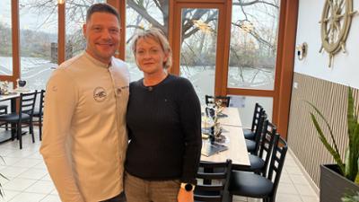 Mein Lokal, Dein Lokal: Profikoch Robin Pietsch und Mitstreiter zu Besuch im "Gasthaus zum Yachthafen"