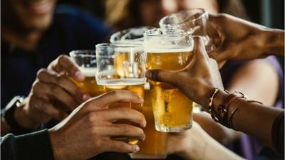 News & Trends: Bier: Interessante Fakten und Mythen zum beliebten Getränk News & Trends: Bier: Interessante Fakten und Mythen zum beliebten Getränk