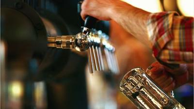 News & Trends: Einkaufen, Restaurants, private Treffen: Das bedeuten die neuen Corona-Regeln News & Trends: Einkaufen, Restaurants, private Treffen: Das bedeuten die neuen Corona-Regeln