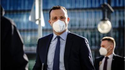 News & Trends: Spahn: Lockerungen für Geimpfte frühestens Ende Mai News & Trends: Spahn: Lockerungen für Geimpfte frühestens Ende Mai