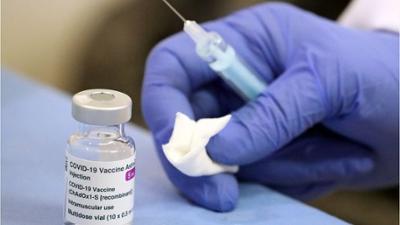News & Trends: Diese Komplikationen können nach Astrazeneca, Moderna und Biontech auftreten News & Trends: Diese Komplikationen können nach Astrazeneca, Moderna und Biontech auftreten