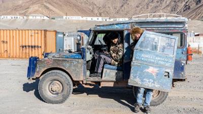 Roadtrip extrem: Von Singapur nach London: Staffel 1 Folge 3 Durch China und Zentralasien Roadtrip extrem: Von Singapur nach London: Staffel 1 Folge 3 Durch China und Zentralasien