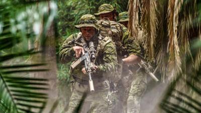 SEAL Team: Staffel 2 Folge 16 Dreck, Dreck, Gucci