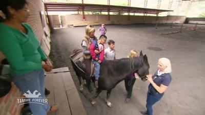 Tamme Hanken: Therapiezentrum in Ecuador