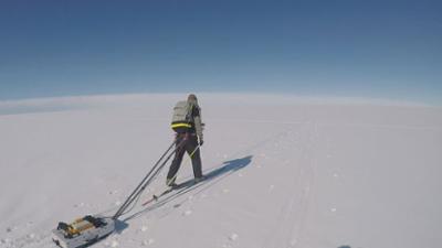 Verborgen im Eis: Geheimnisse aus der Vergangenheit: Staffel 1 Folge 2 Der geheime Stützpunkt