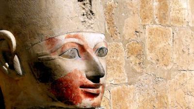 Verborgen im Sand - Geheimnisse der Vergangenheit: Rätselhafte Grabstätten im Tal der Könige